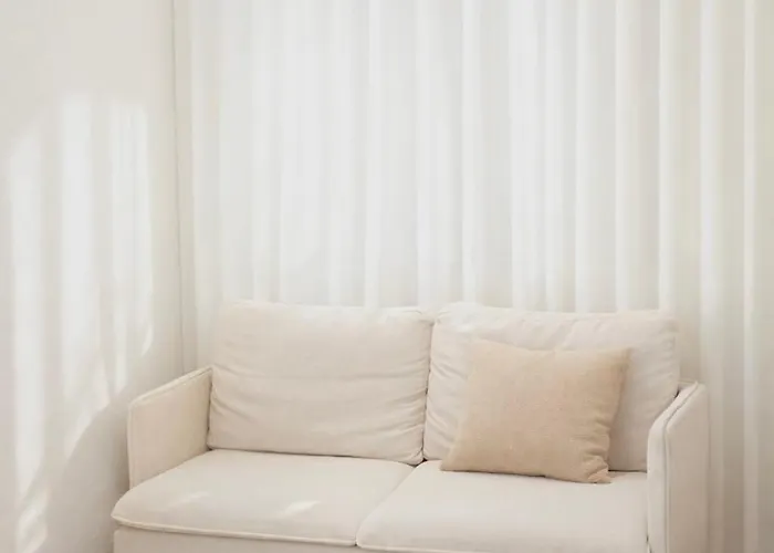 Modern Wood Stay, Hongdae Appartement *