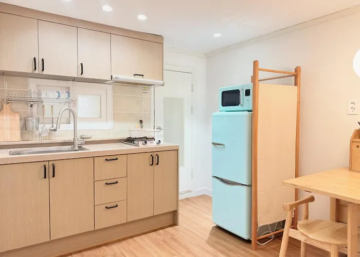 Modern Wood Stay, Hongdae Appartement Séoul