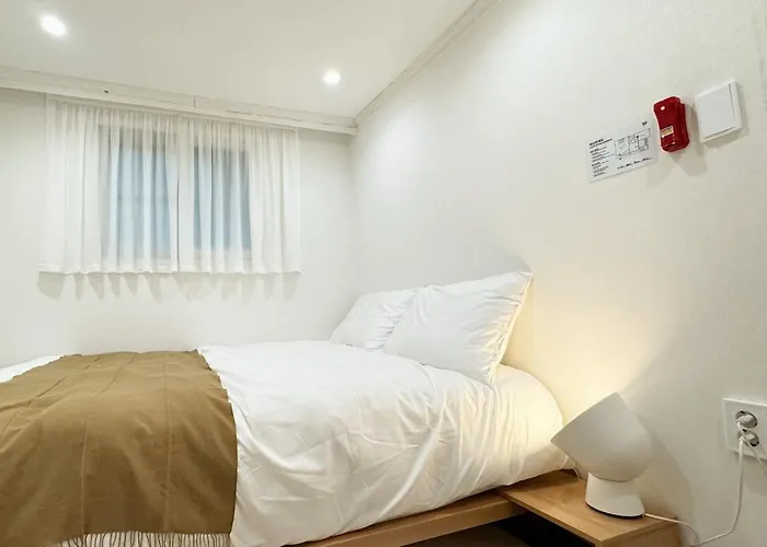 Modern Wood Stay, Hongdae Appartement Séoul